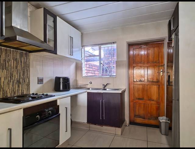 2 BEDROOM DUPLEX FOR SALE IN BLACKHEATH
